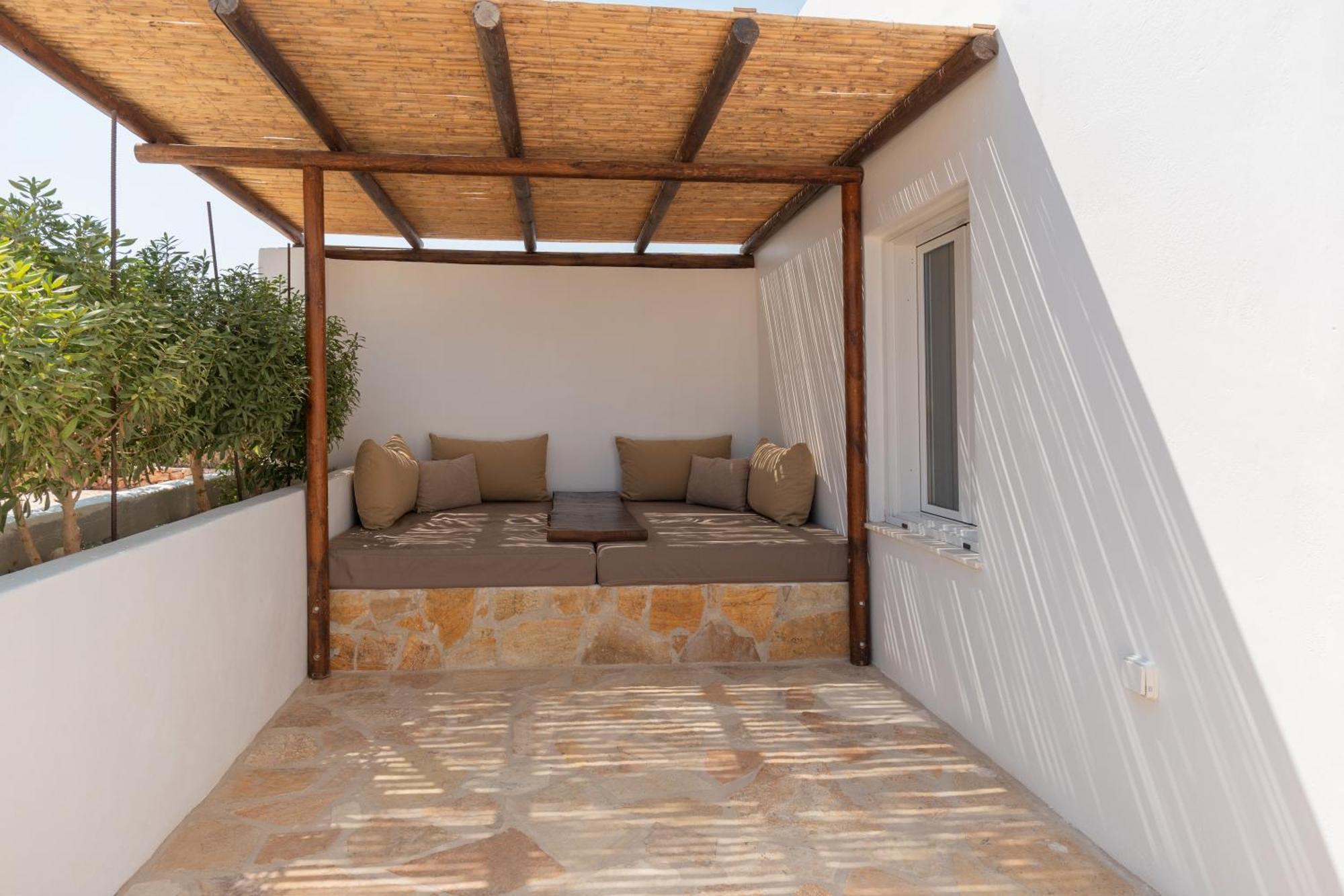 Krios Luxury Suites Krotiri Exterior photo